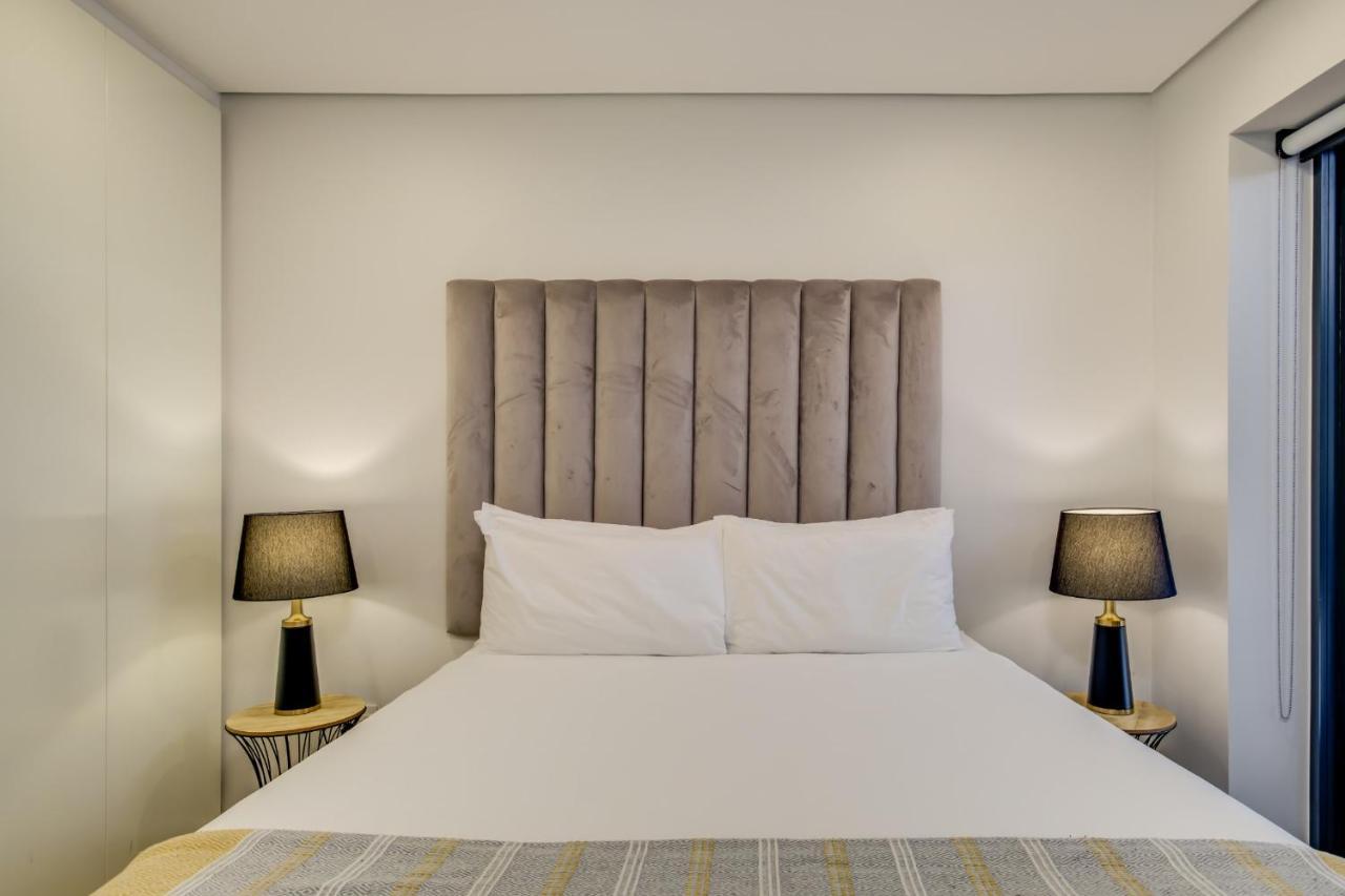 Apartment C On S In Sea Point *